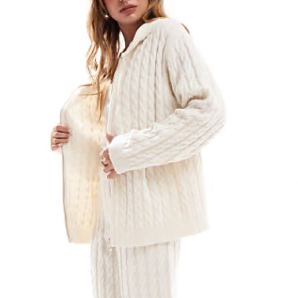 ASOS 4th & Reckless Wool Mix Cable Knit Longline Hoodie in Cream - Picture 3 of 5